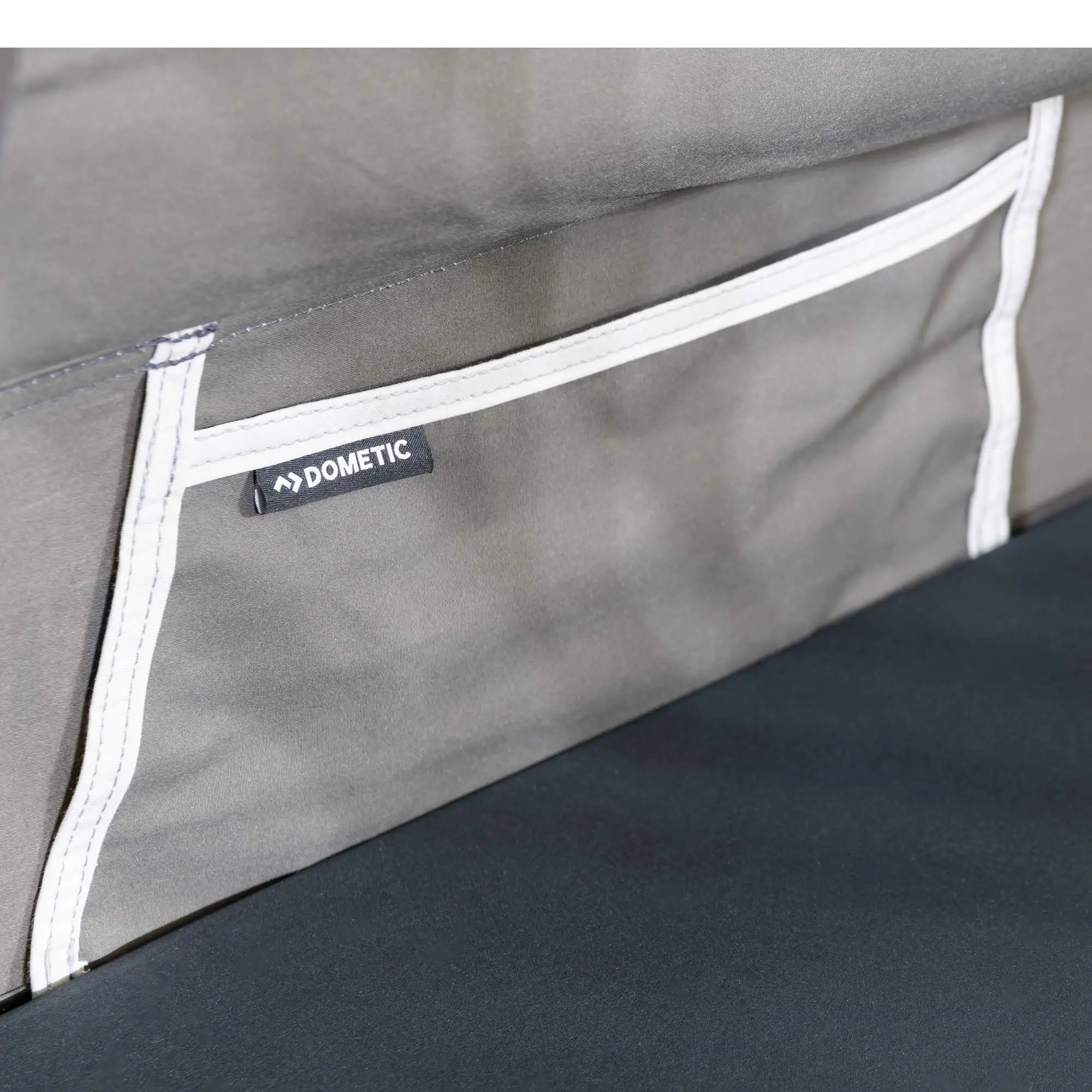 Dometic TRT 140 AIR - Dachzelt 23 Dometic TRT 140 AIR - Dachzelt – Bild 21